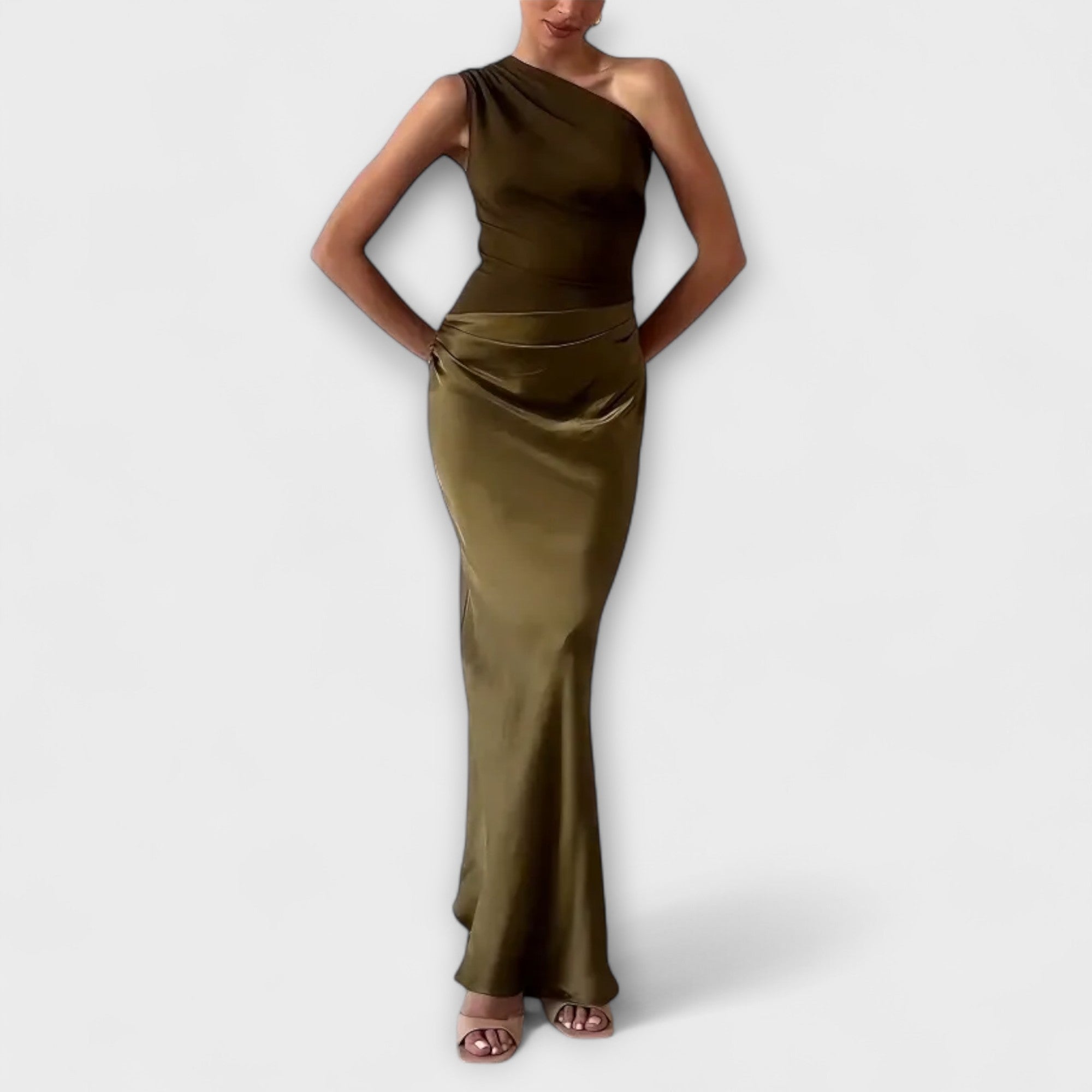 Elegant Maxi Dress with One Shoulder Strap and Pleats