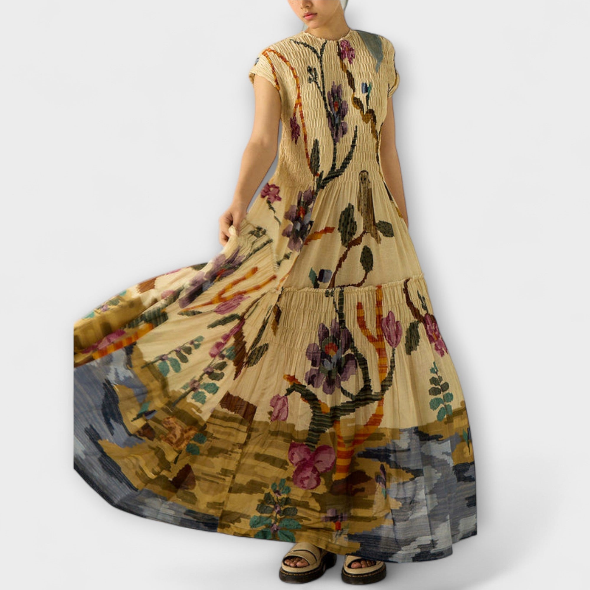 Amara - Folding Dress with Animal Print