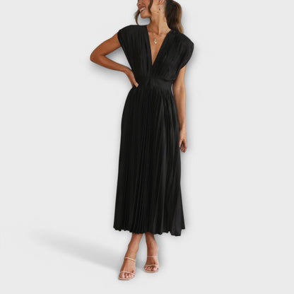 Maria - Stylish Pleated Dress