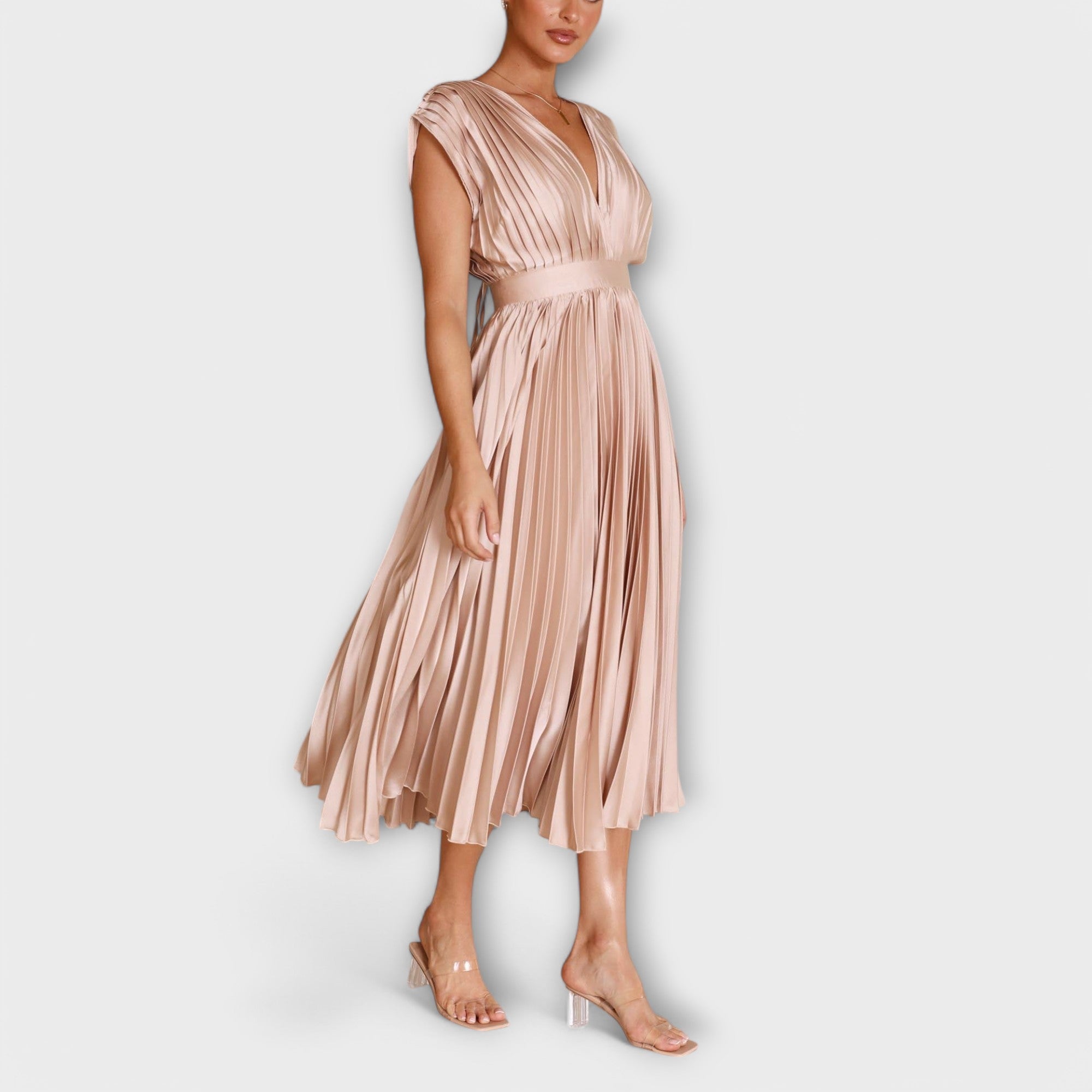 Maria - Stylish Pleated Dress